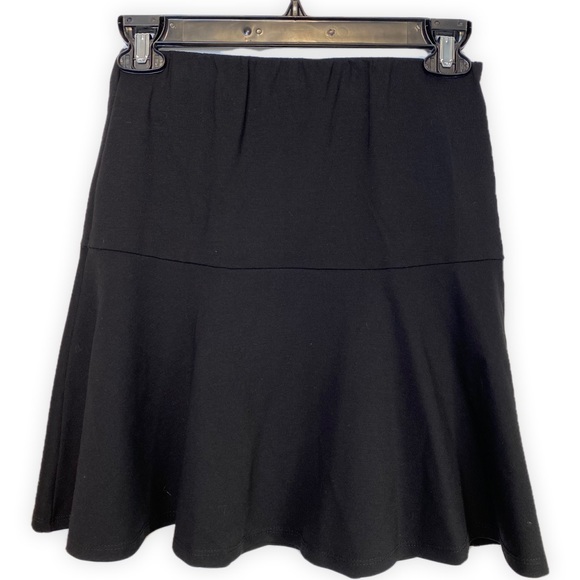 le chateau Dresses & Skirts - Le Chateau Black A-line Mini Skirt • Size XSmall